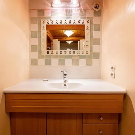 Le Persan 10 Pl Chalet *