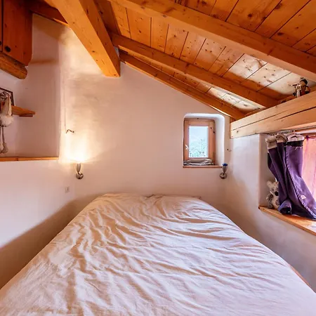 Le Persan 10 Pl Chalet *