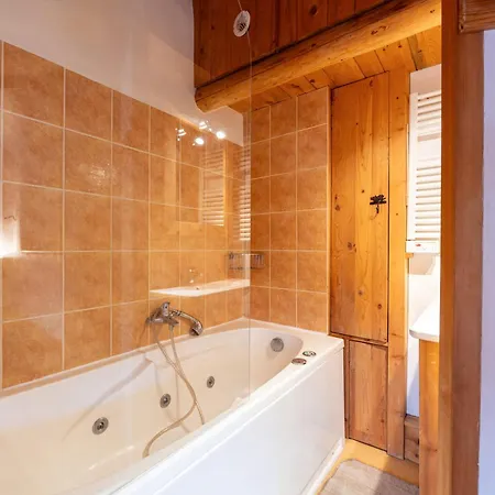 Chalet Le Persan 10 Pl Courchevel