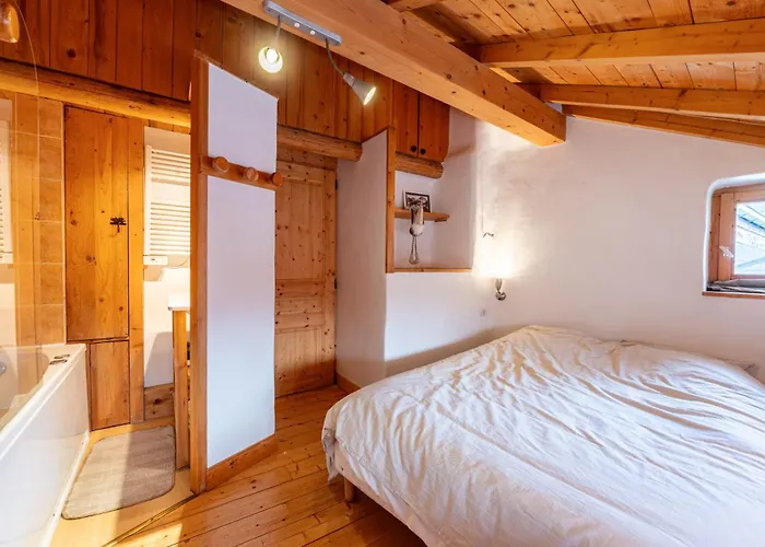 Le Persan 10 Pl كورشوفيل